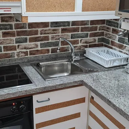 Ap260, Club Atlantis, *